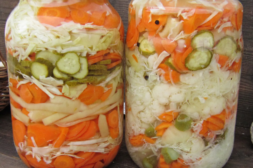ova-mijesana-salata-cini-da-svaki-rucak-izgleda-bogato